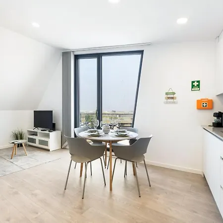 Guestready - Modern Nook * 阿威罗