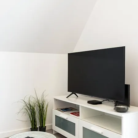 Guestready - Modern Nook Lägenhet Aveiro